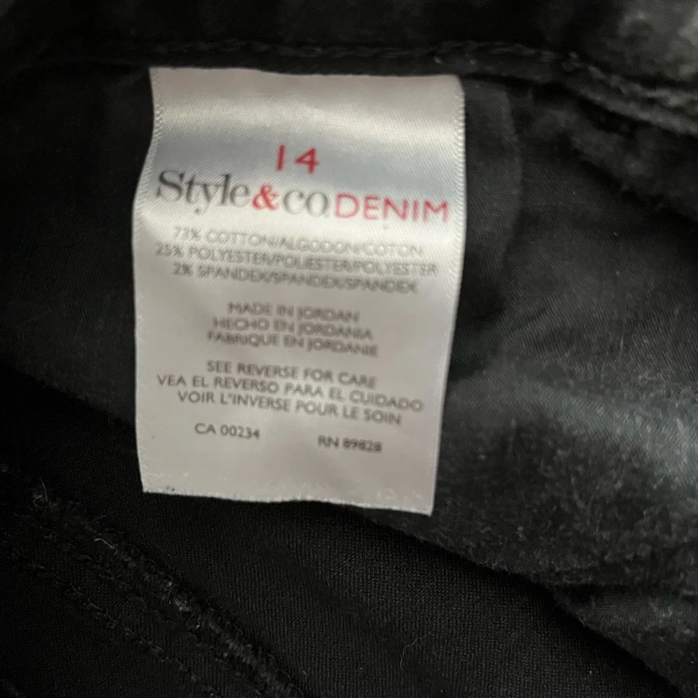 Jeans - Picture 3 of 8